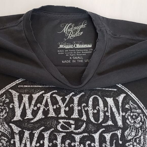 NWOT Midnight Rider Waylon & Willie Buckle Unisex Band Tee Size Extra Small - Picture 9 of 14